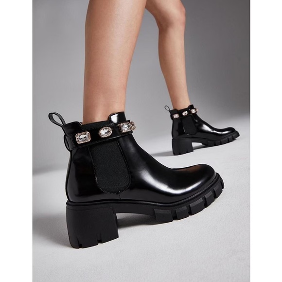 Steve Madden Amulet Ankle Bootie Size 8 - Picture 5 of 13